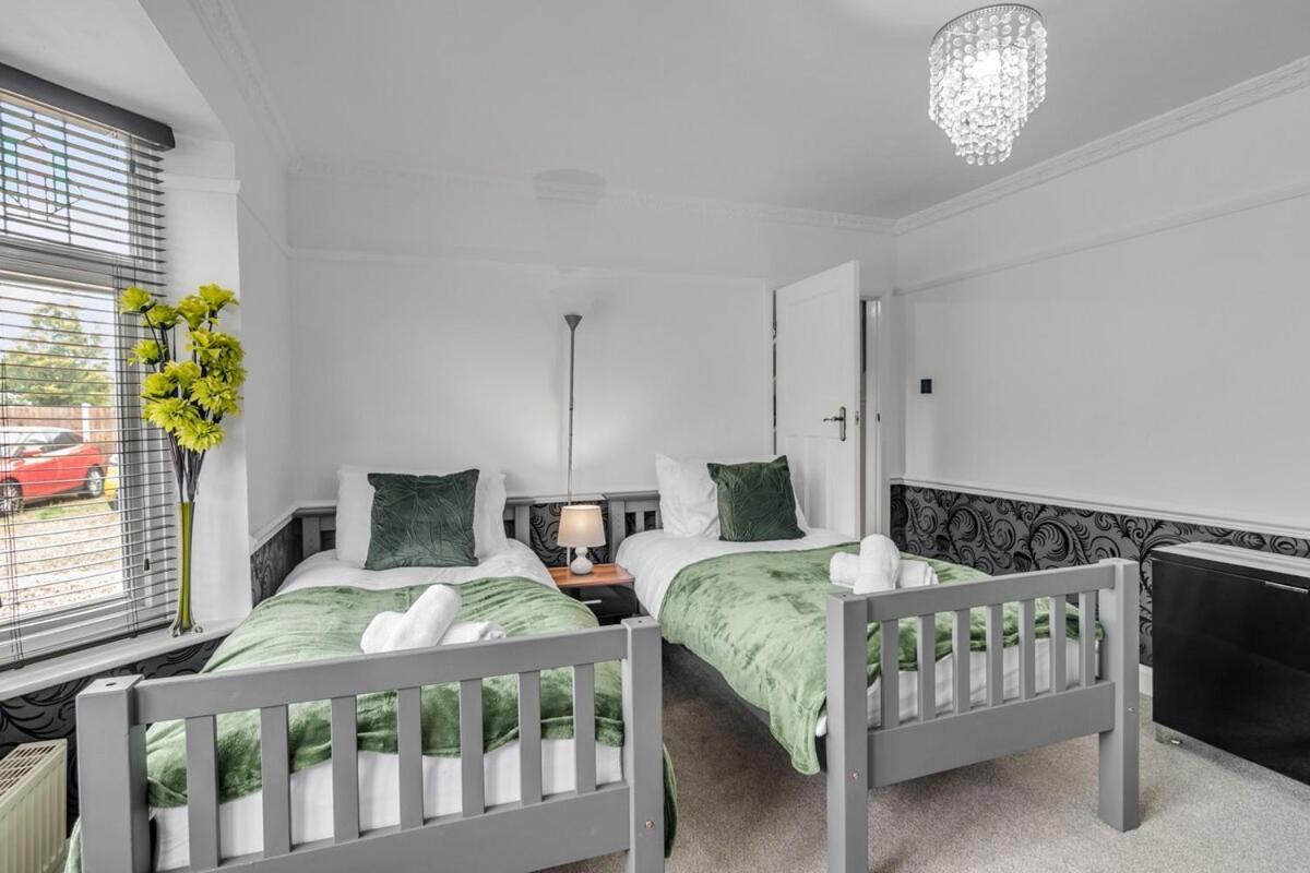 4Br Long Stays Free Parking High Speed Wi-Fi Horsford Ngoại thất bức ảnh